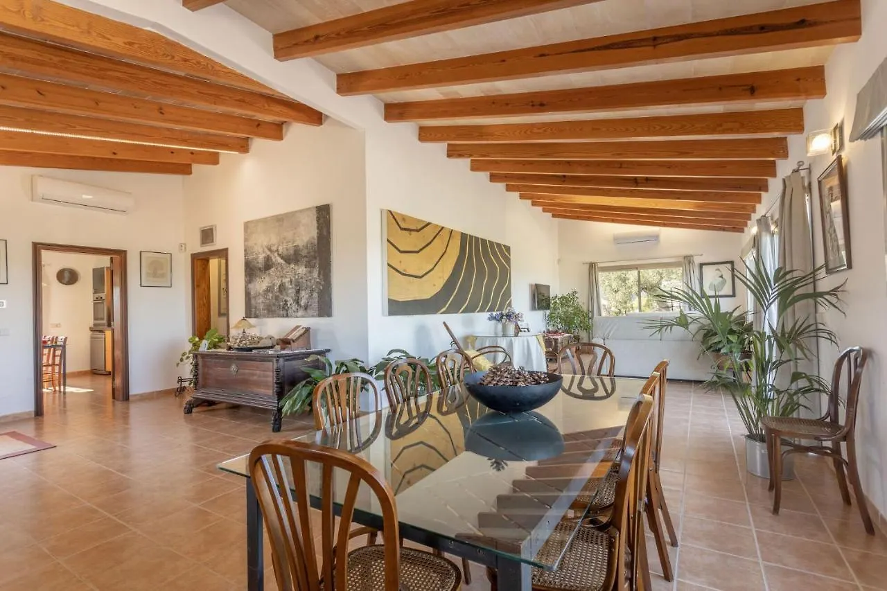 Villa La Llar Clara Selva
